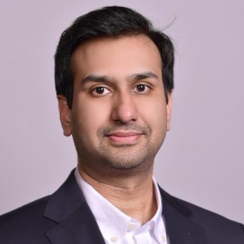 Teja Kalidindi Headshot
