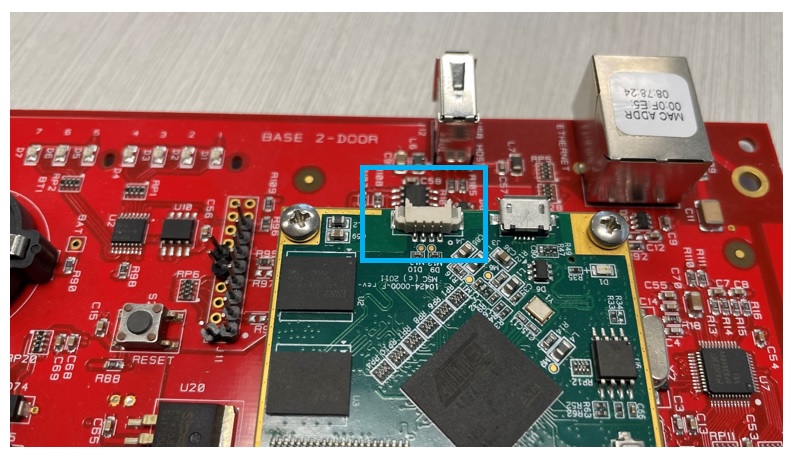 図 7. 可能な UART シリアル接続ポート